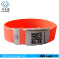 Personalized silicone bracelet with metal buckle
